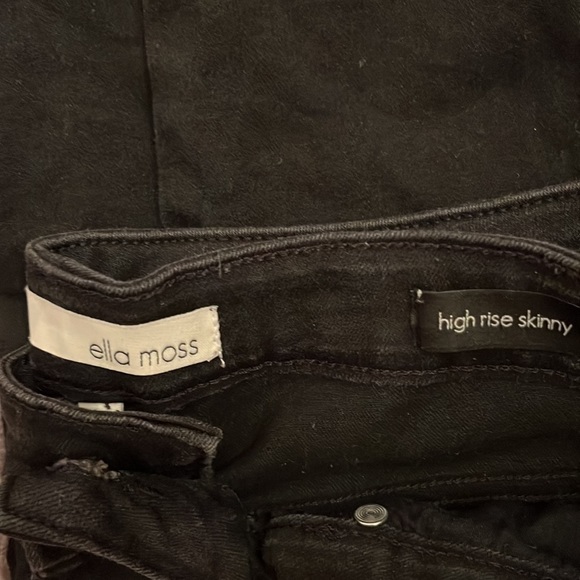 High rise skinny jeans from Ella Moss in black. 31 - Picture 2 of 5
